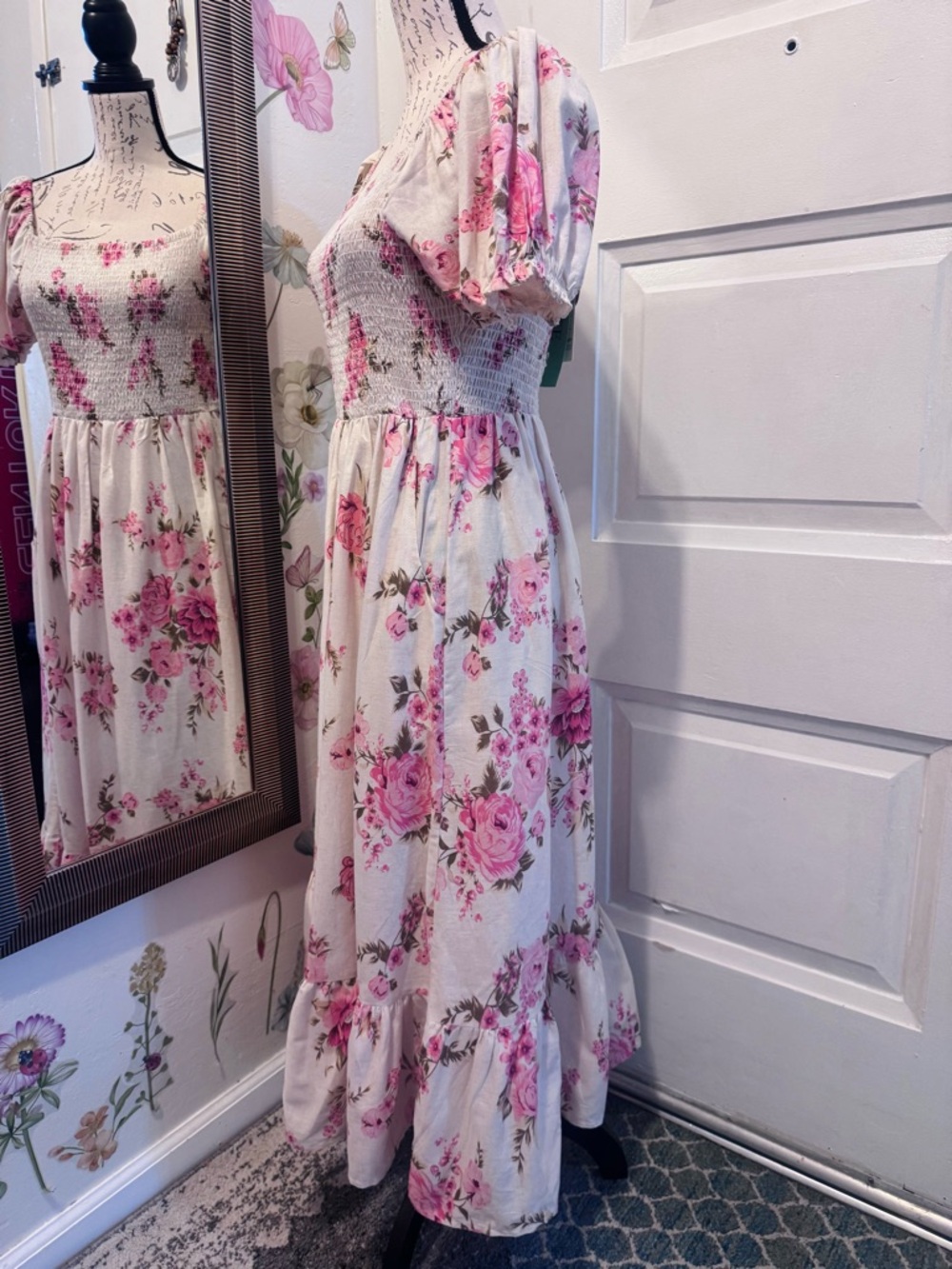 Women's Floral Midi Dress with Puff Sleeves - Cream & Pink - Picture 4 of 7
